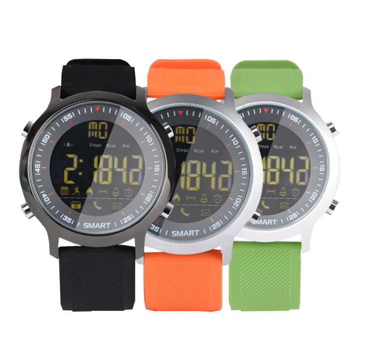 Fitness tracker wristband step counter
